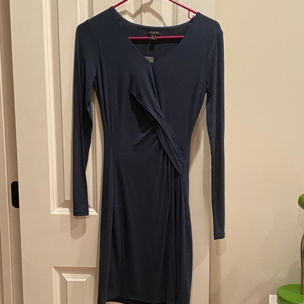 Loft V Neck Gathered Waist Dress - Picture 4 of 4